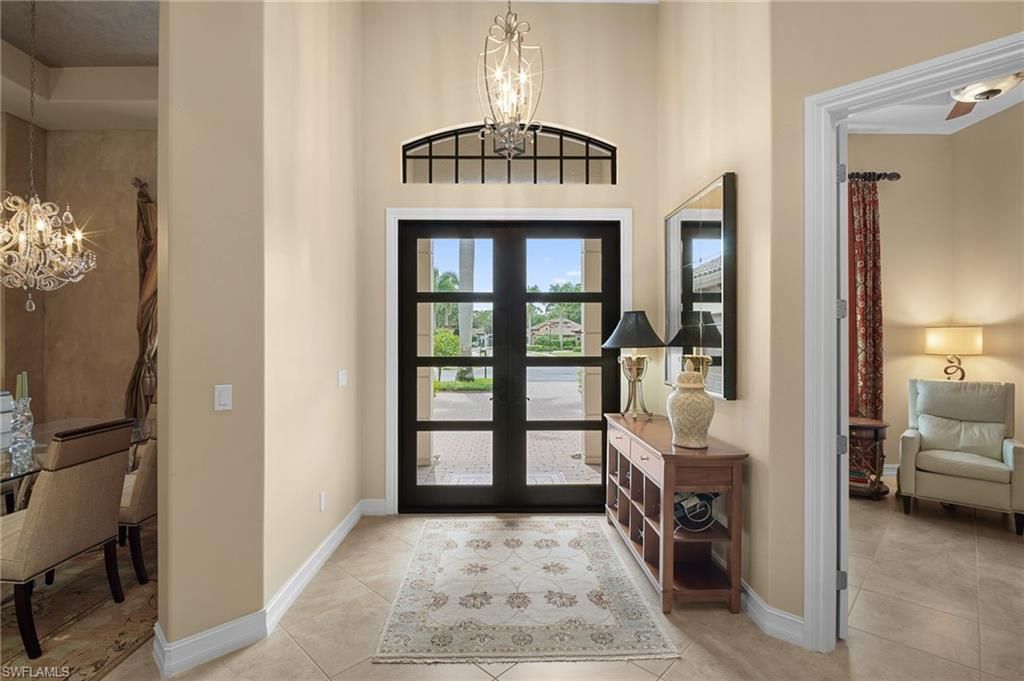 Chandelier, Interior, Pendant Lights