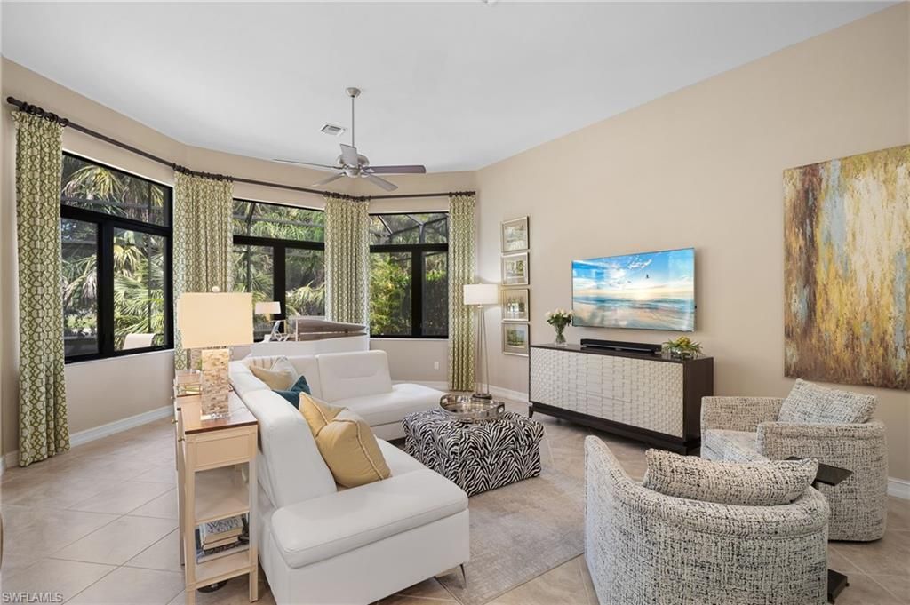 Interior, Living room