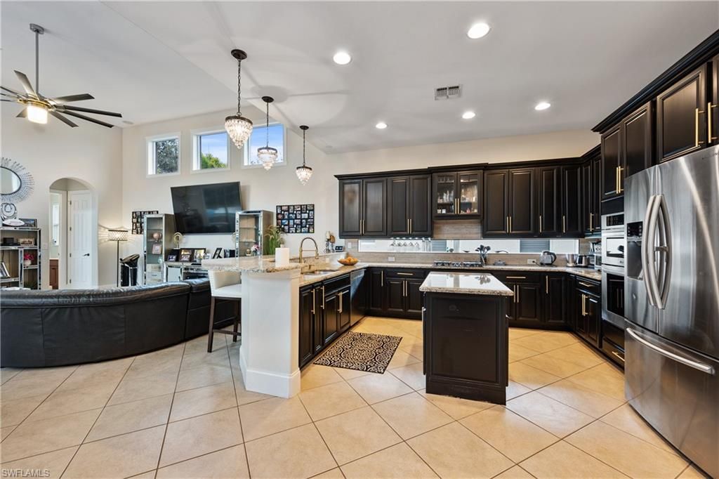 Interior, Kitchen, Living room, Pendant Lights, Recessed Lighting