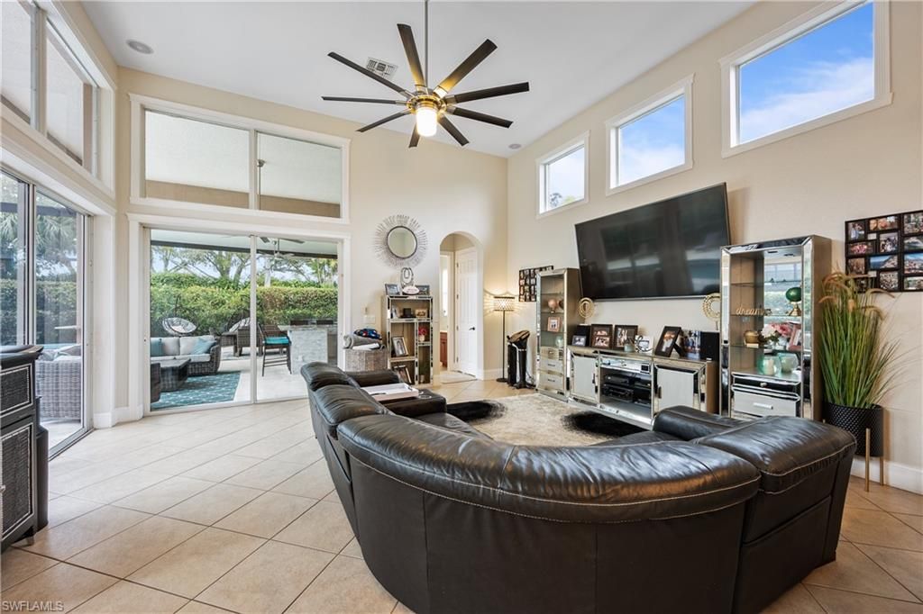 Interior, Living room