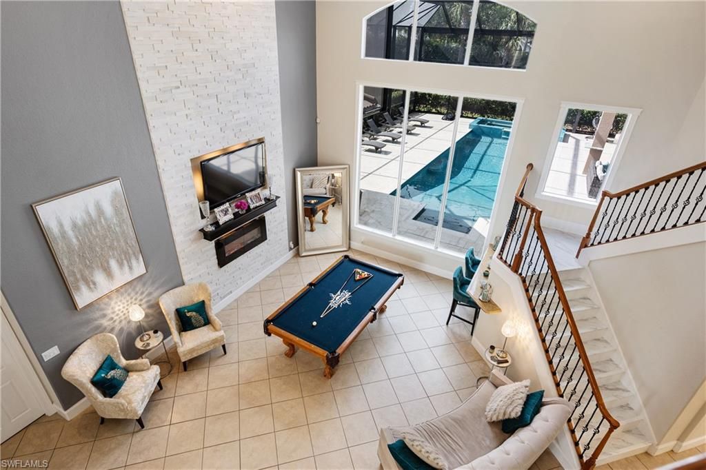 Fireplace, Interior, Living room