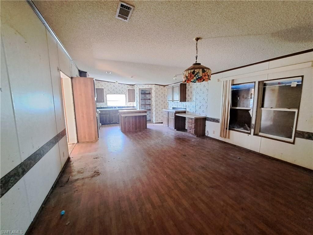 Empty room, Interior, Kitchen, Pendant Lights, Wood Texture Flooring