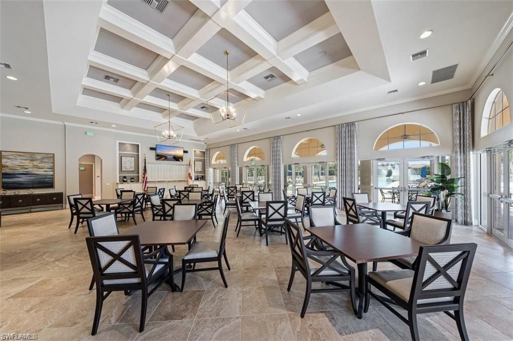Dining room, Interior, Pendant Lights, Recessed Lighting