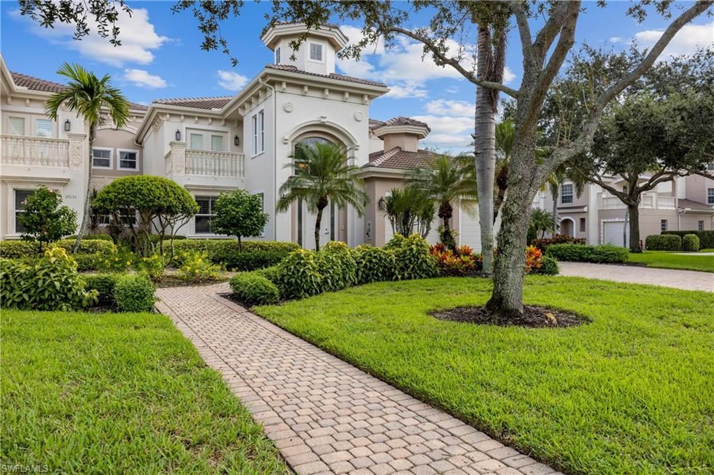 Backyard, Exterior, Facade, Mediterranean