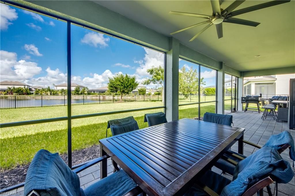 Dining room, Interior, Sun Room, Water