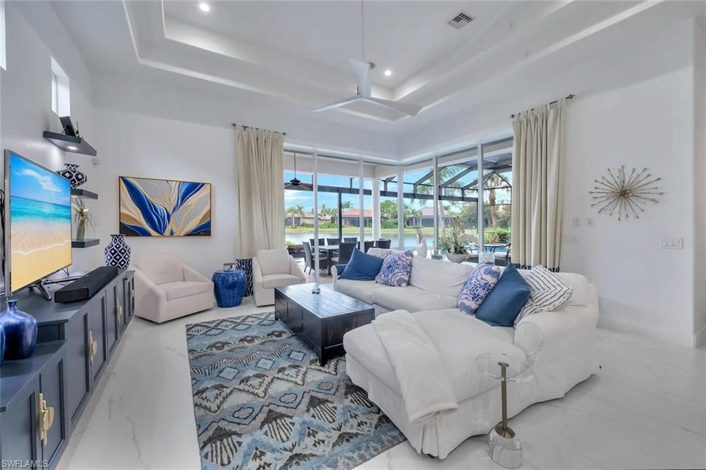 Interior, Living room, Recessed Lighting, Water