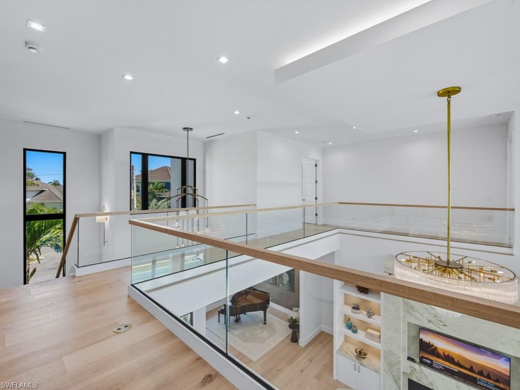 Fireplace, Interior, Recessed Lighting, Wood Texture Flooring