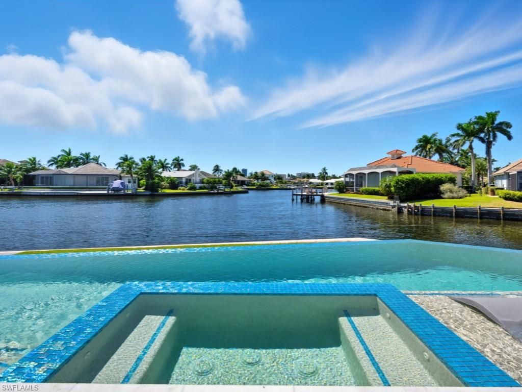 Exterior, Pool, Water