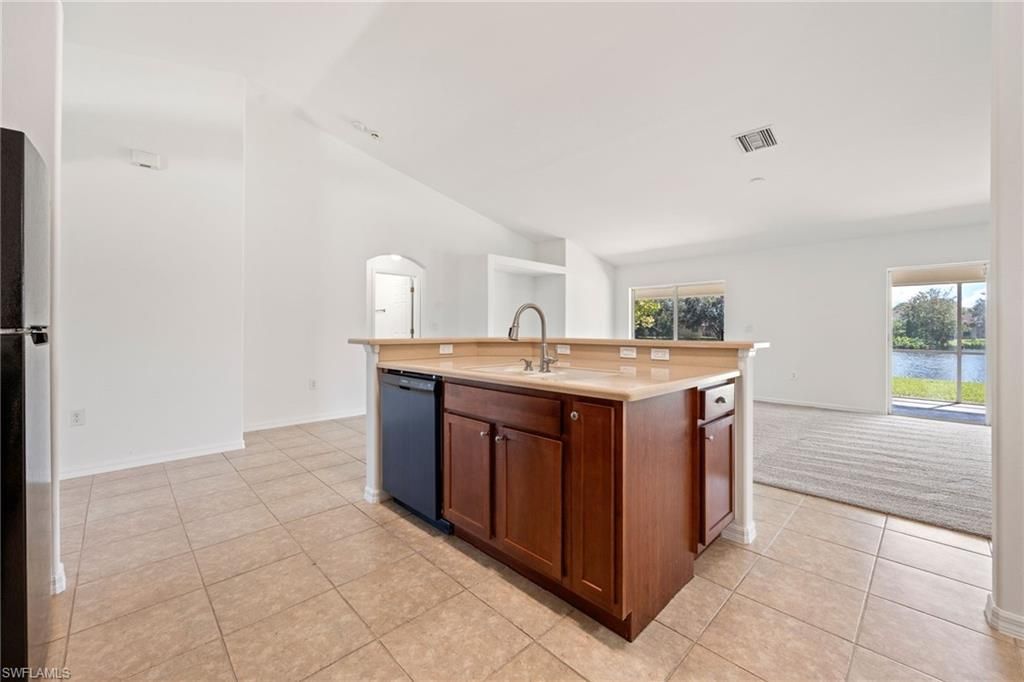 Interior, Kitchen, Recessed Lighting, Water