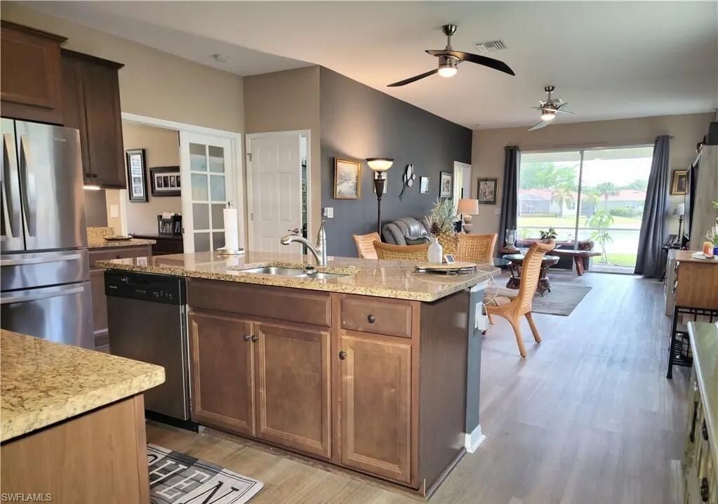 Dining room, Interior, Kitchen, Stainless Steel Appliances, Wood Texture Flooring