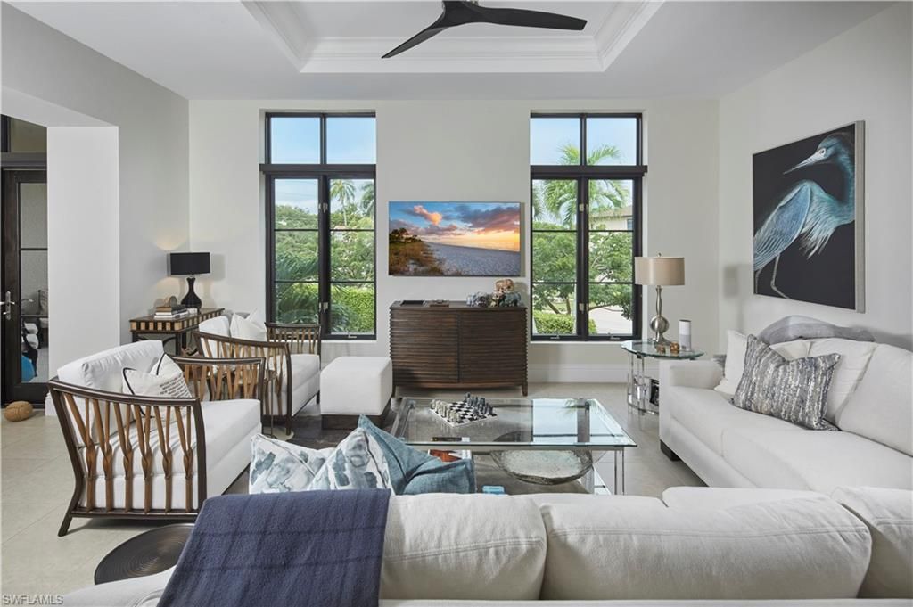 Interior, Living room, Water