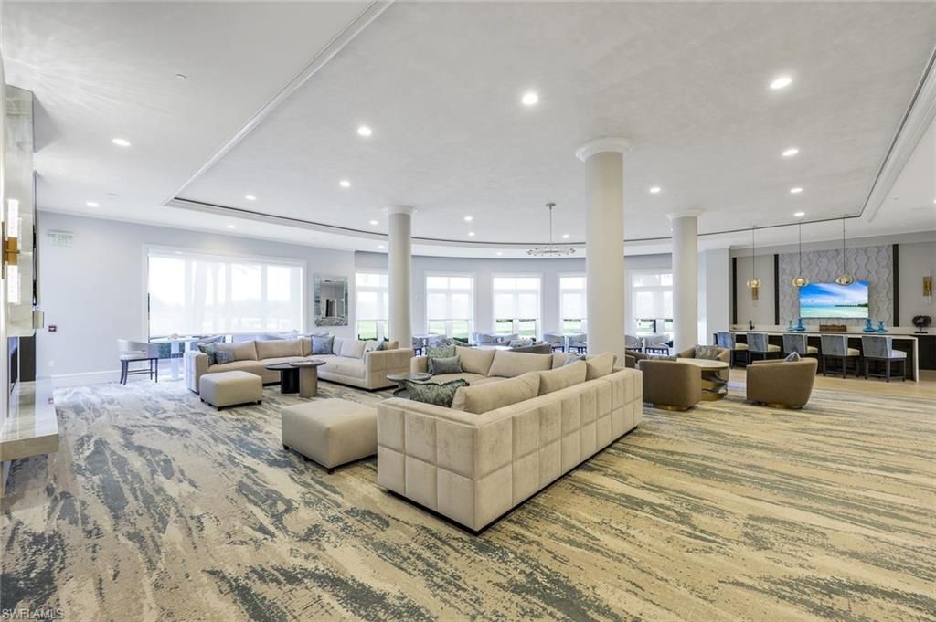 Dining room, Interior, Living room, Pendant Lights, Recessed Lighting