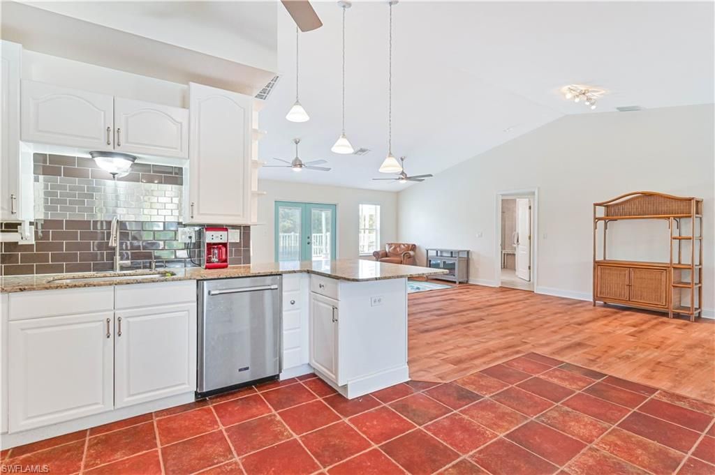 Interior, Kitchen, Pendant Lights, Wood Texture Flooring