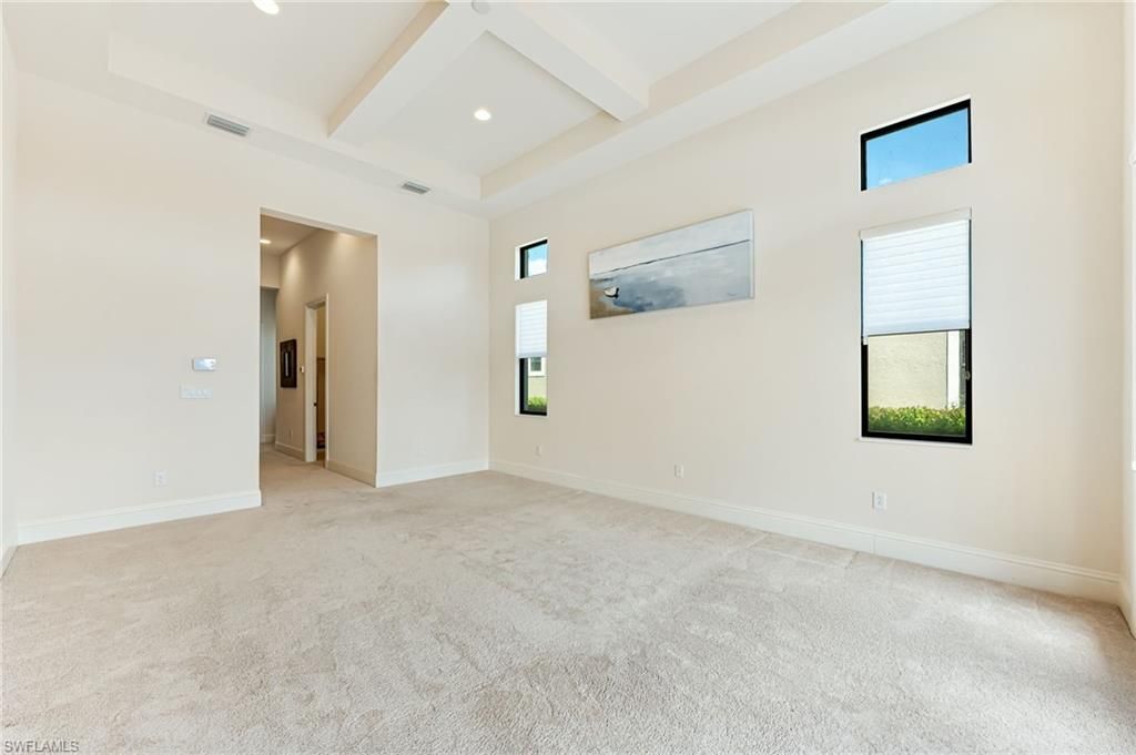 Empty room, Interior, Recessed Lighting
