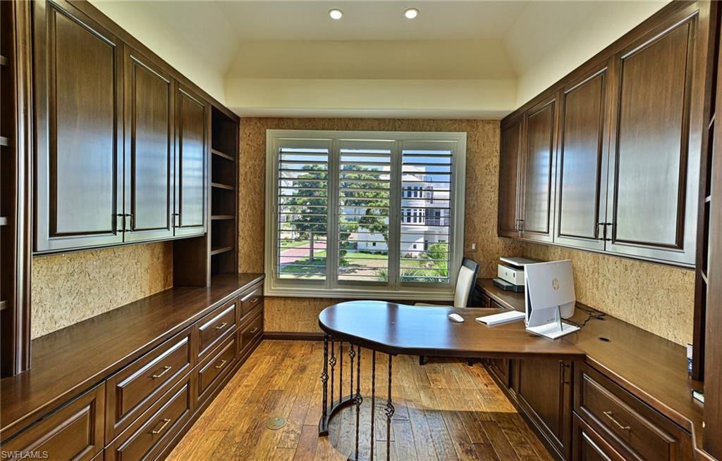 Home Office, Interior, Recessed Lighting, Wood Texture Flooring