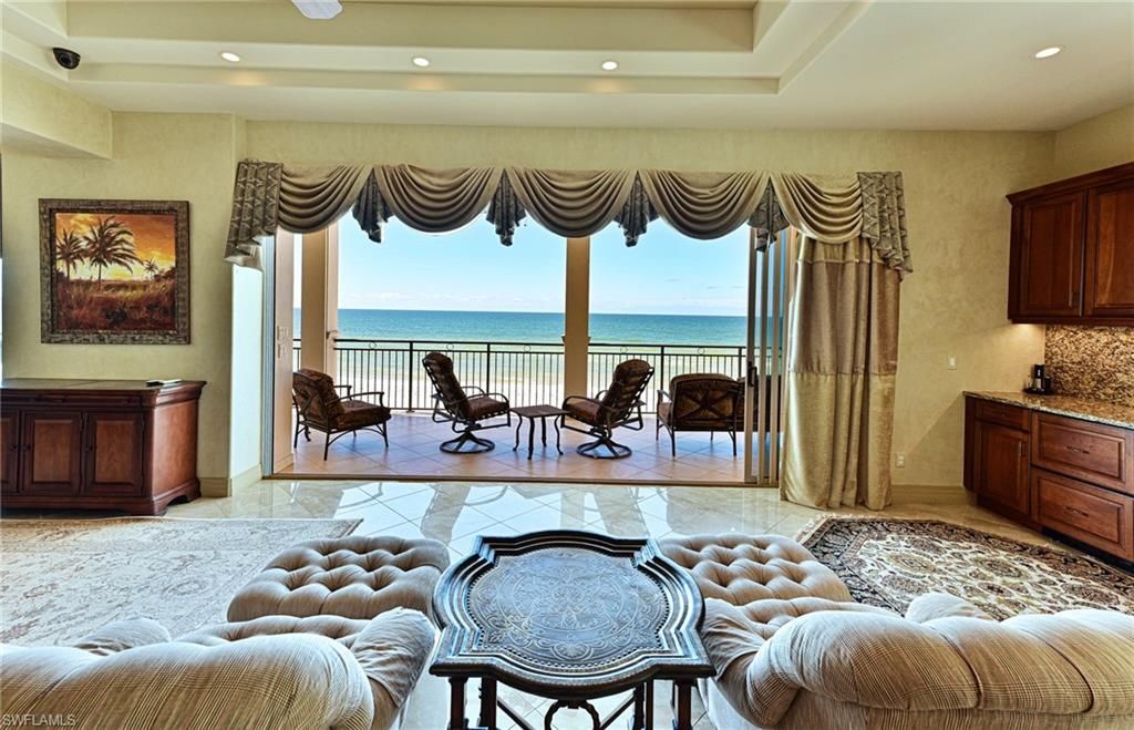 Interior, Living room, Recessed Lighting, Water