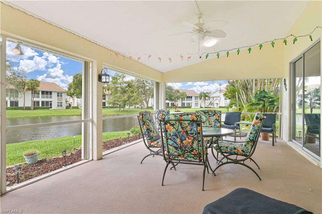 Interior, Sun Room, Water