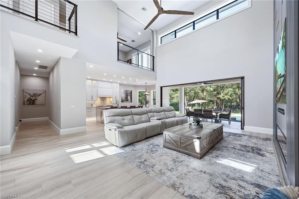 Dining room, Interior, Living room, Recessed Lighting, Wood Texture Flooring