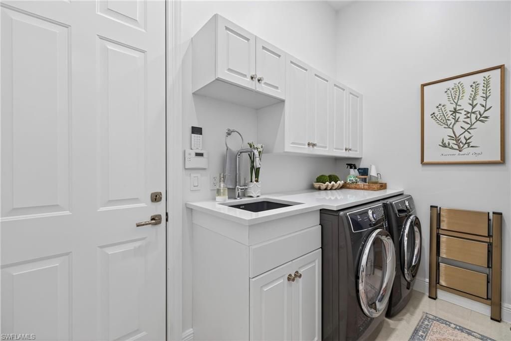 Interior, Washer