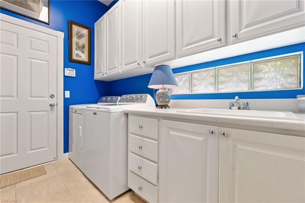 Interior, Washer