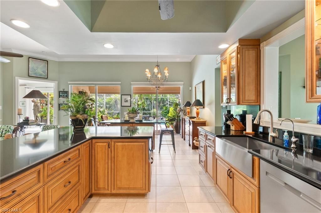 Chandelier, Dining room, Interior, Kitchen, Recessed Lighting