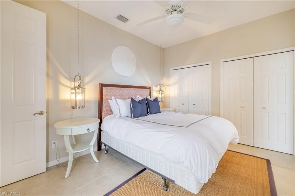 Bedroom, Interior, Pendant Lights