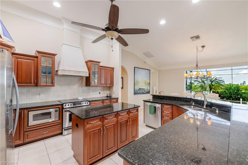 Interior, Kitchen, Pendant Lights, Recessed Lighting, Stainless Steel Appliances