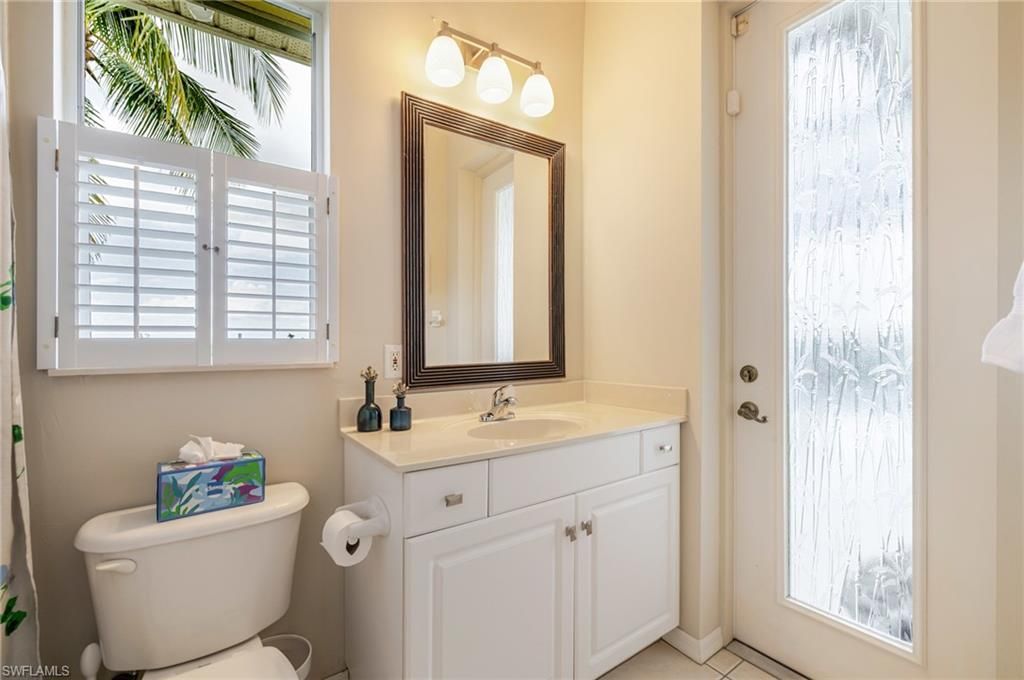 Bathroom, Interior