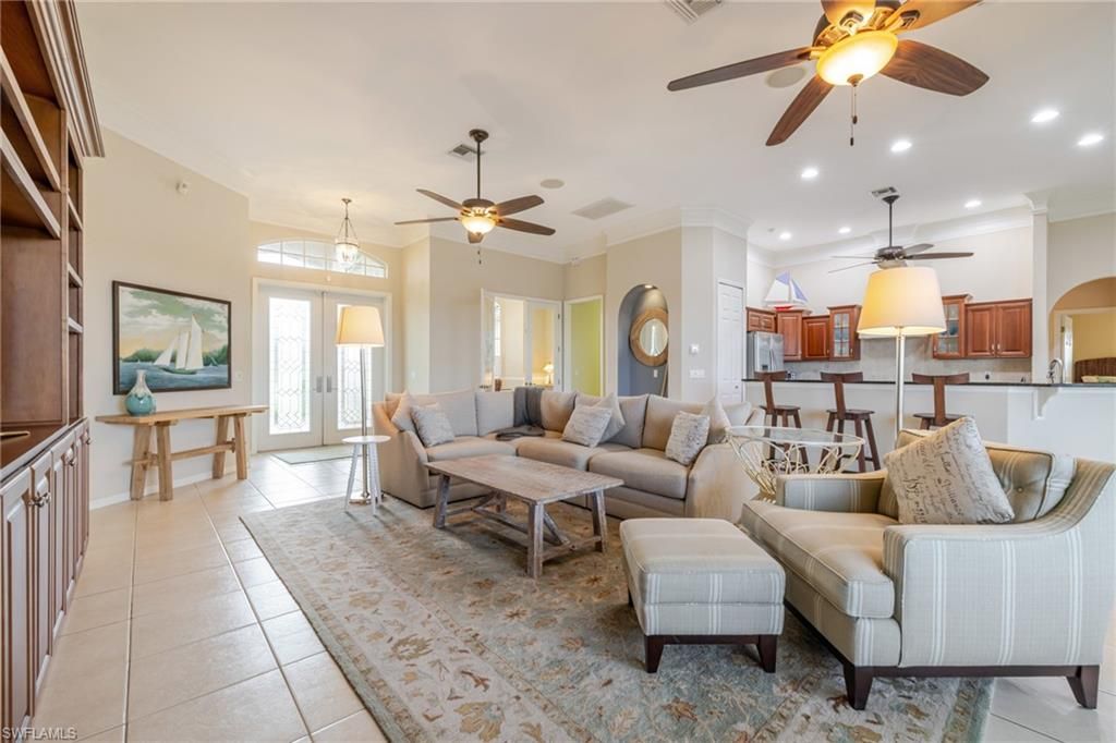 Dining room, Interior, Kitchen, Living room, Pendant Lights, Recessed Lighting