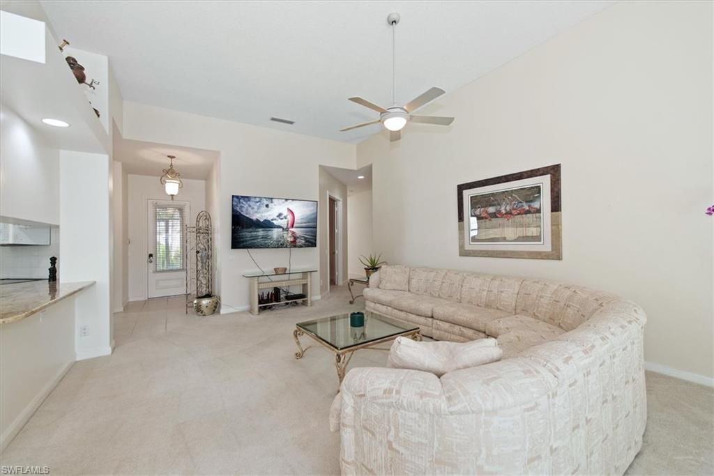 Interior, Living room, Pendant Lights, Recessed Lighting
