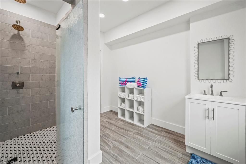 Bathroom, Interior, Recessed Lighting, Wood Texture Flooring