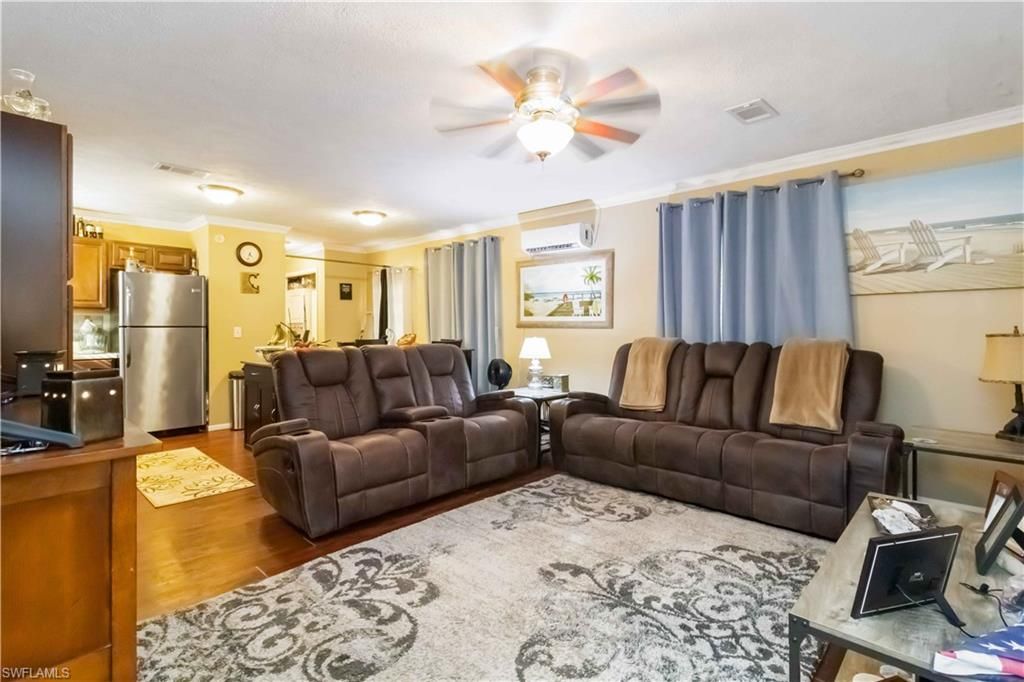 Interior, Kitchen, Living room, Stainless Steel Appliances, Wood Texture Flooring