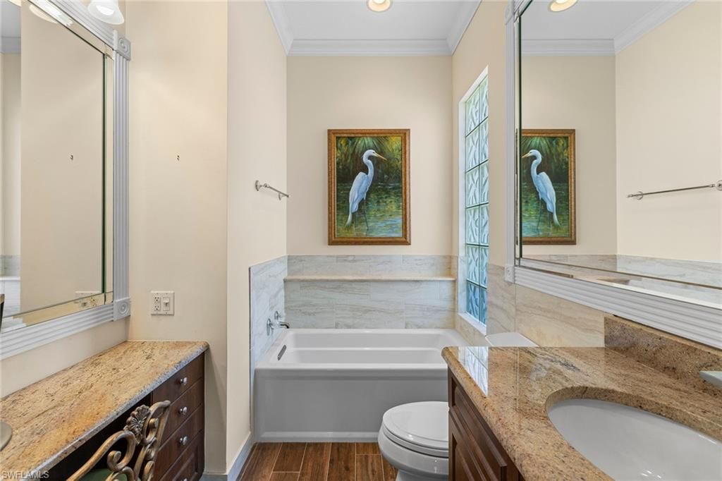 Bathroom, Interior, Recessed Lighting, Wood Texture Flooring