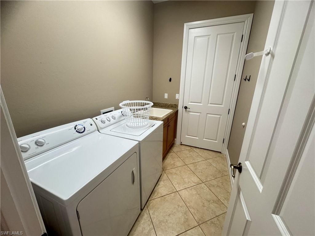 Interior, Washer