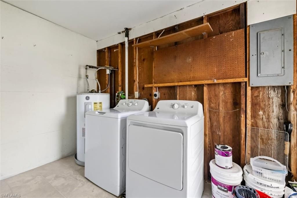 Interior, Washer