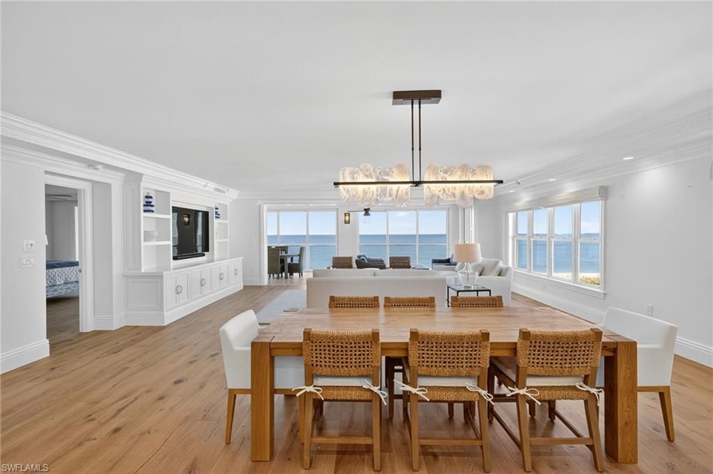 Dining room, Interior, Pendant Lights, Recessed Lighting, Water, Wood Texture Flooring