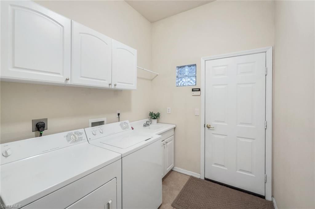 Interior, Washer