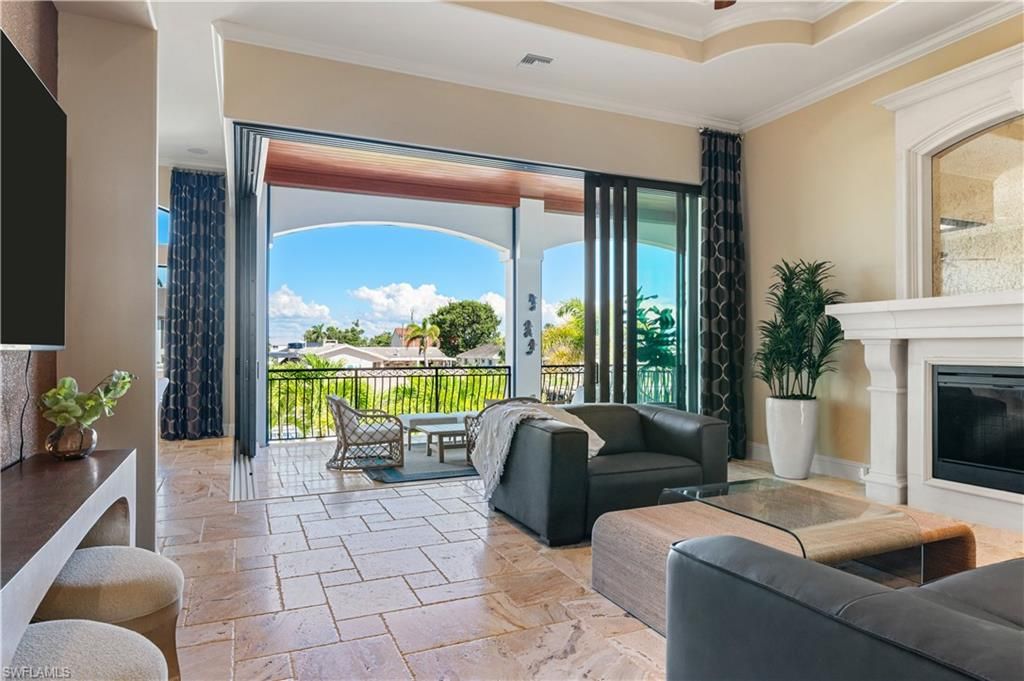 Fireplace, Interior, Living room