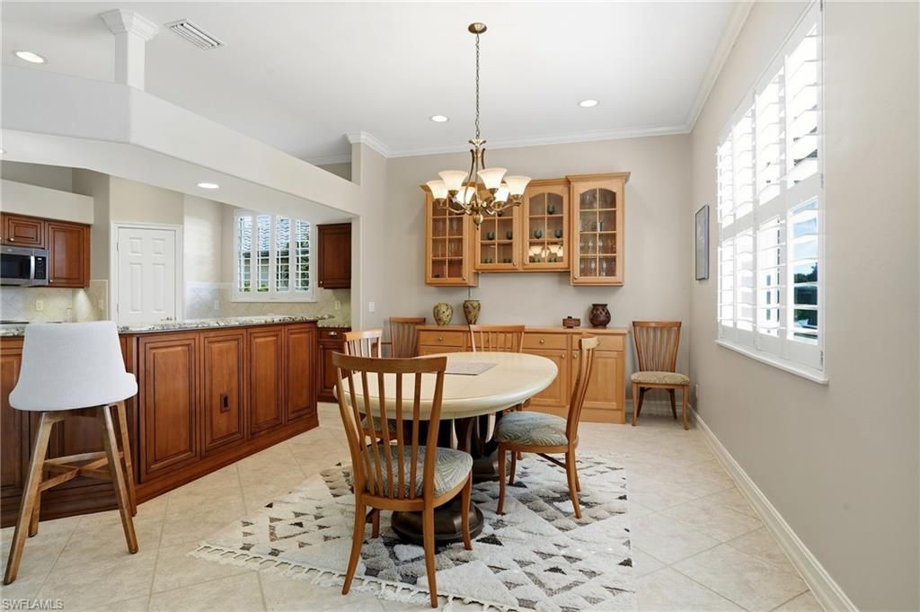 Chandelier, Dining room, Interior, Kitchen, Recessed Lighting