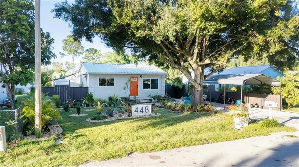 Backyard, Exterior, Facade, Ranch