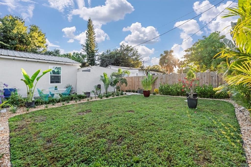 Backyard, Exterior