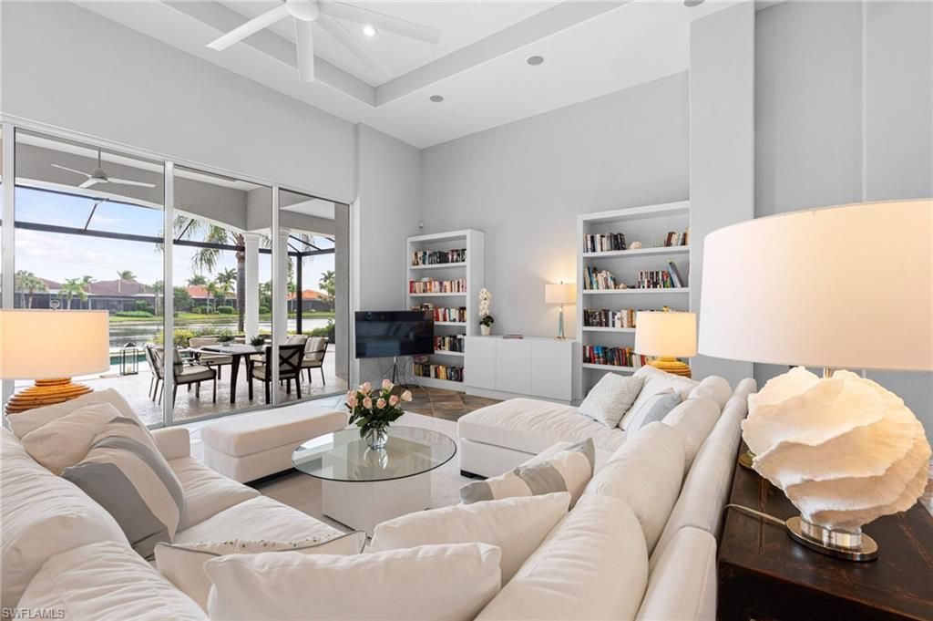 Dining room, Interior, Living room, Recessed Lighting