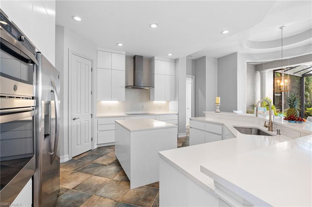 Interior, Kitchen, Pendant Lights, Recessed Lighting, Stainless Steel Appliances