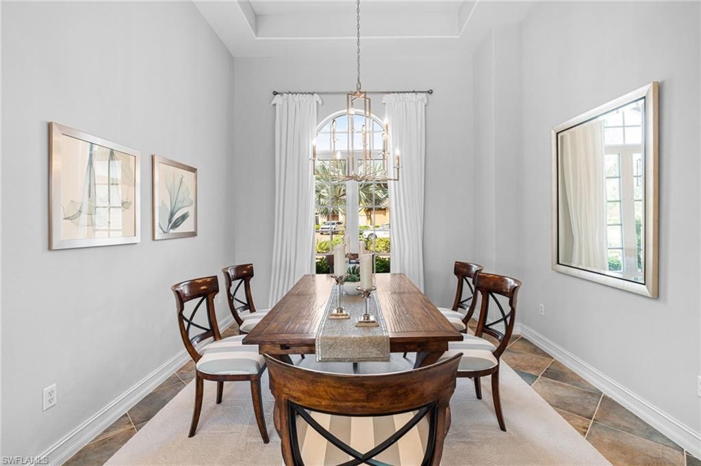 Chandelier, Dining room, Interior, Pendant Lights