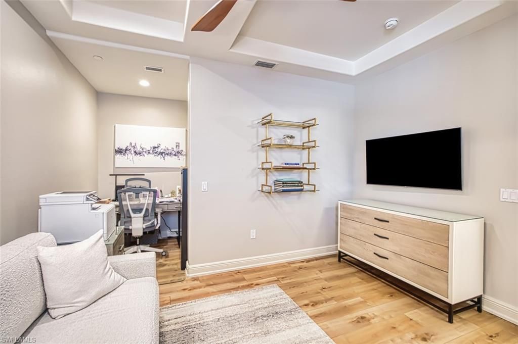 Home Office, Interior, Recessed Lighting, Wood Texture Flooring