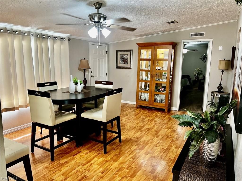 Dining room, Interior, Wood Texture Flooring