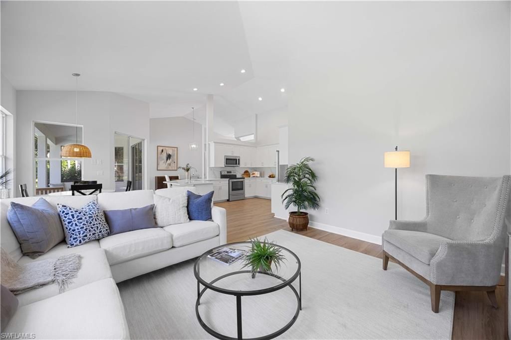 Dining room, Interior, Kitchen, Living room, Pendant Lights, Recessed Lighting, Stainless Steel Appliances, Wood Texture Flooring
