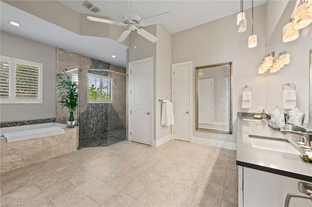 Bathroom, Dual Sink Vanities, Interior, Pendant Lights, Recessed Lighting