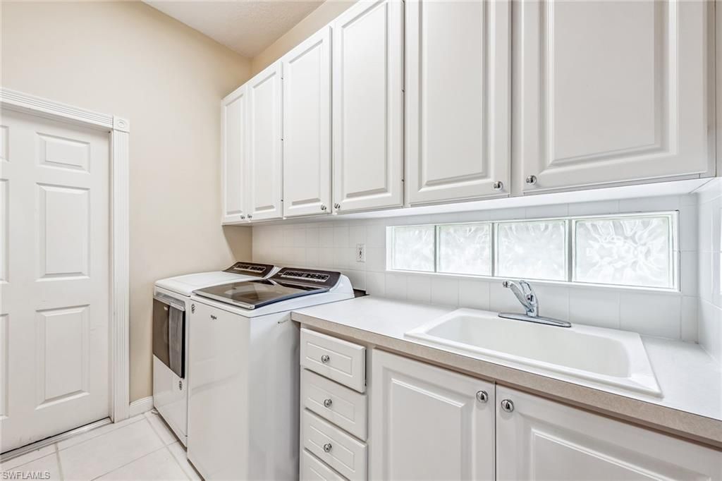 Interior, Washer