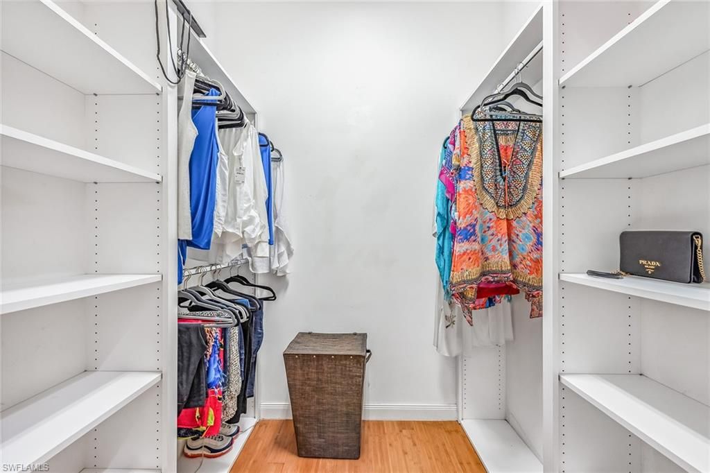 Interior, Walk-in Closets, Wood Texture Flooring